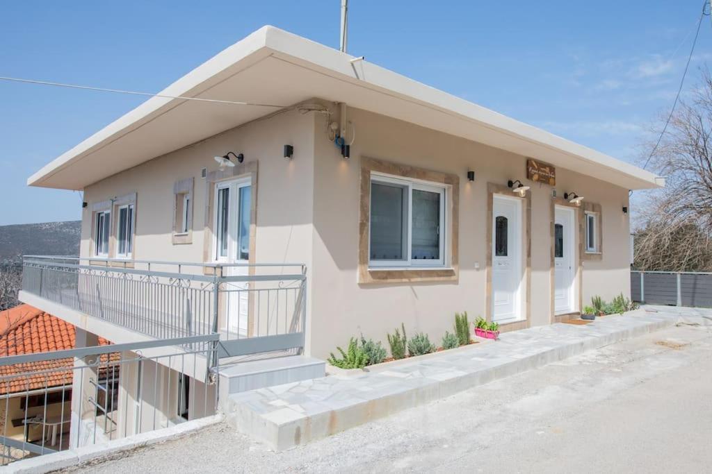 O Palaios Fournos Tou Andrea Apartment Аргостолион Екстериор снимка