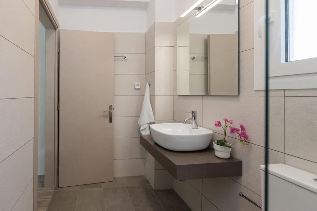 O Palaios Fournos Tou Andrea Apartment Аргостолион Екстериор снимка